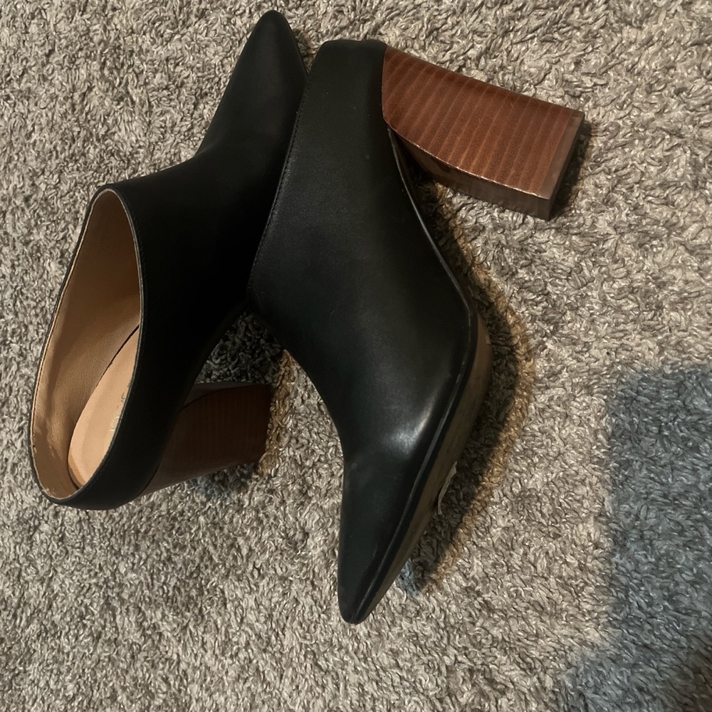 Joes leather mules, only worn a few times. Size 7